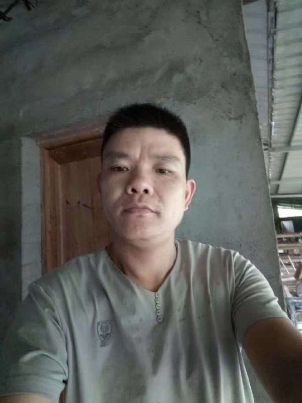 寻找幸福的第一张照片--连云港相亲服务中心