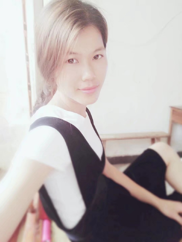 婷婷的第一张照片--连云港相亲服务中心