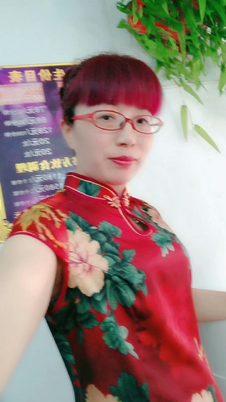 平凡女人的第一张照片--连云港相亲服务中心