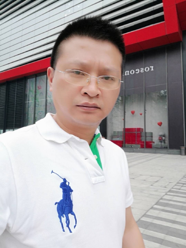 硬汉的第一张照片--连云港相亲服务中心