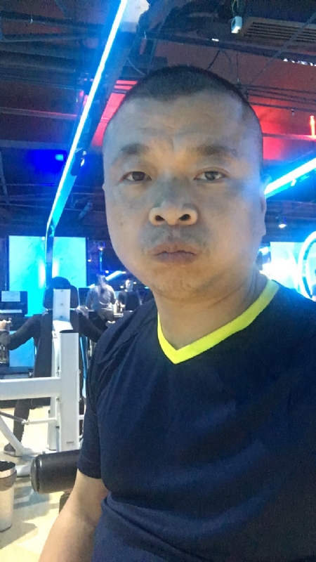 奋斗的第一张照片--连云港相亲服务中心
