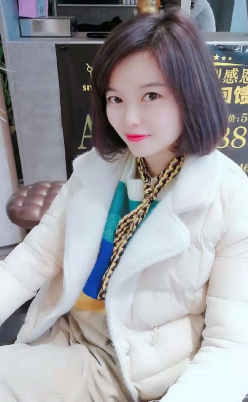 认真的雪的第一张照片--连云港相亲服务中心