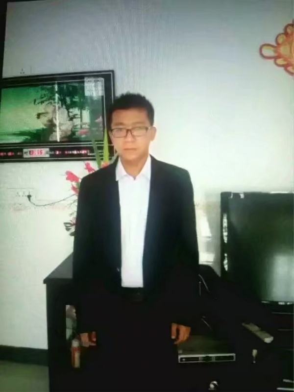 依然疼痛的第一张照片--连云港相亲服务中心