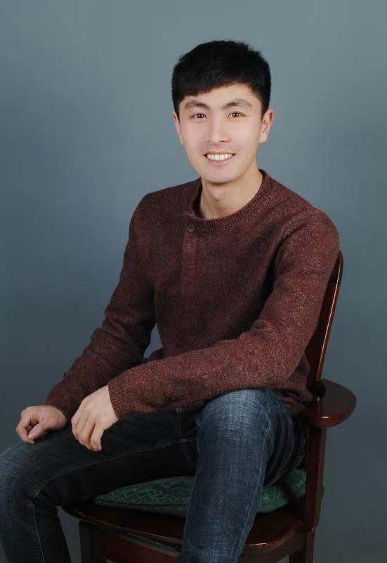 王泽的第二张照片--连云港相亲服务中心