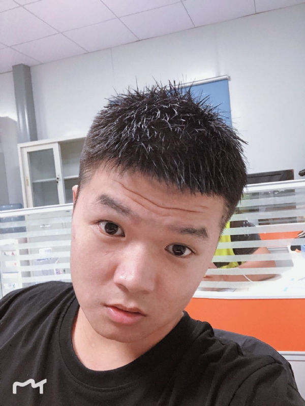 不忘初心的第一张照片--连云港相亲服务中心