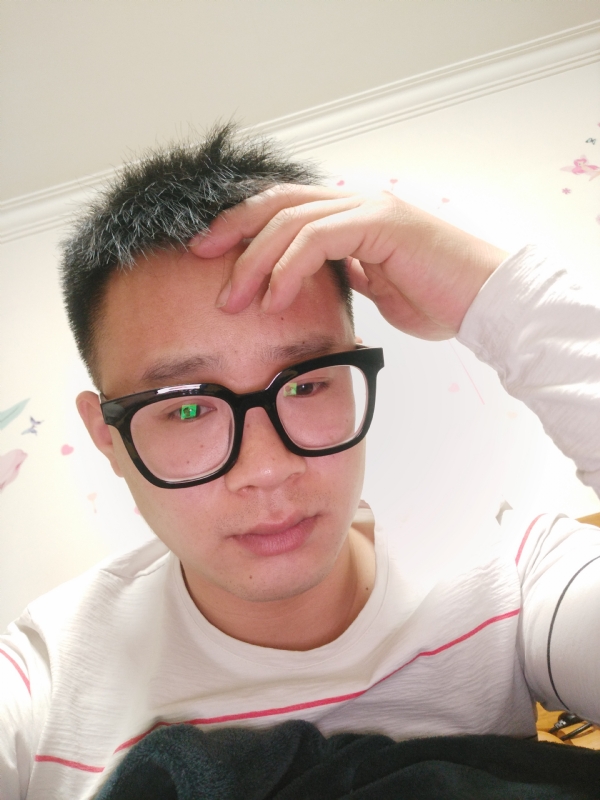 华灯初上的夜晚的第一张照片--连云港相亲服务中心