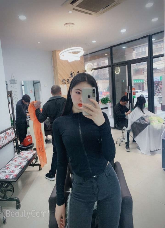 婷婷的第四张照片--连云港相亲服务中心