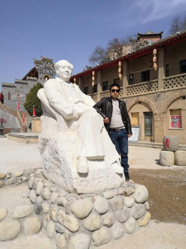 单身汉的第一张照片--连云港相亲服务中心