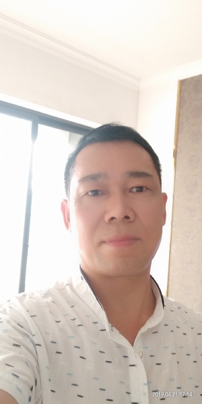 朝望大海的第一张照片--连云港相亲服务中心