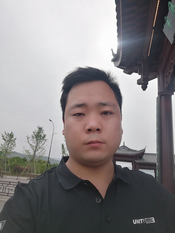 微笑的第一张照片--连云港相亲服务中心