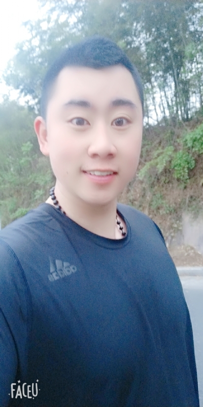 帅小伙的第一张照片--连云港相亲服务中心