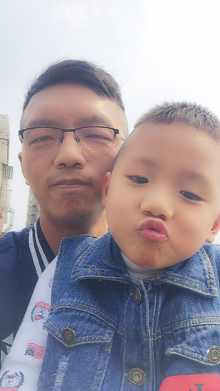 林松的第一张照片--连云港相亲服务中心