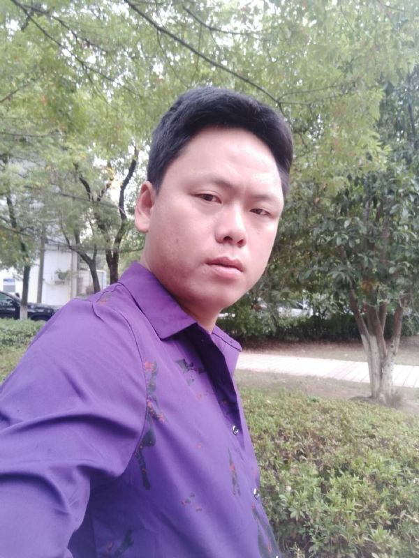 黄龙飞的第一张照片--连云港相亲服务中心