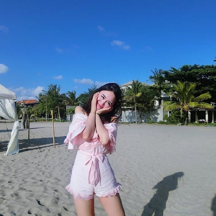 媛媛的第一张照片--连云港相亲服务中心