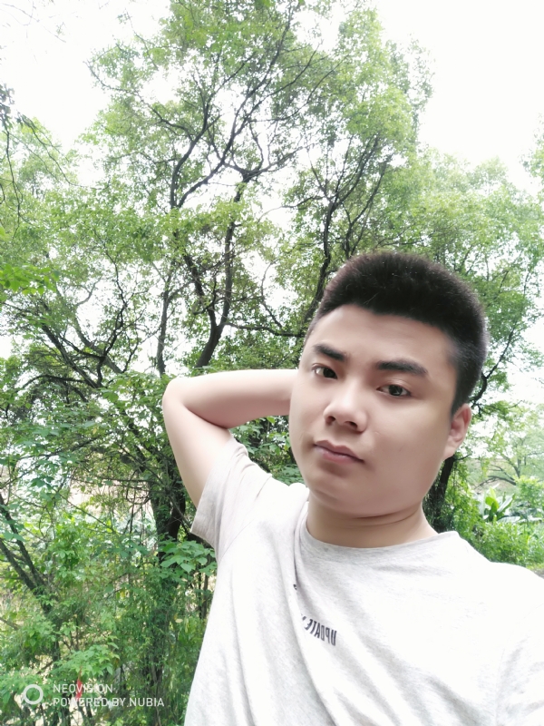 黄帅哥的第一张照片--连云港相亲服务中心