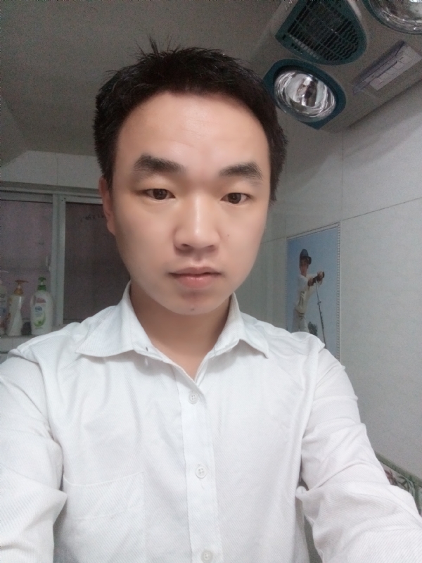 夜凉露沾衣的第二张照片--连云港相亲服务中心