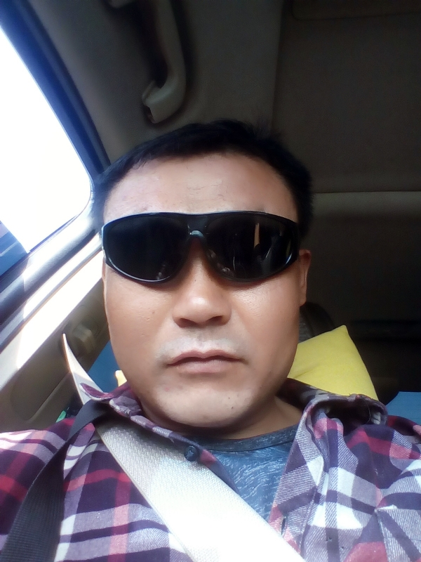 莱芜强哥的第一张照片--连云港相亲服务中心