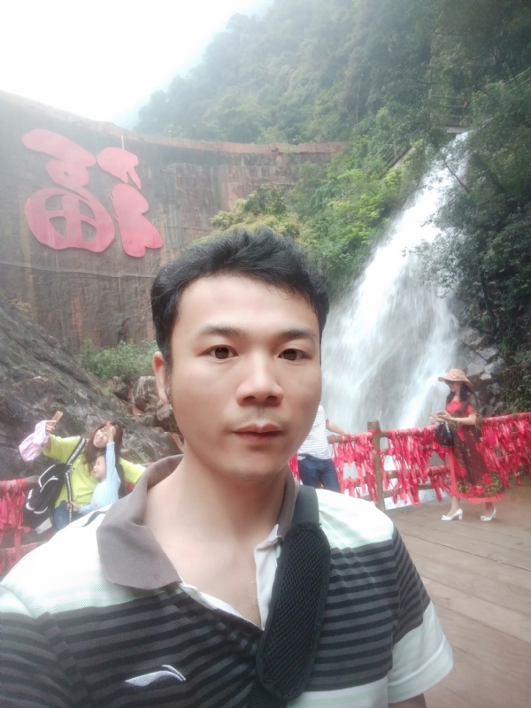 珊珊您是珊无无无妻的第一张照片--连云港相亲服务中心