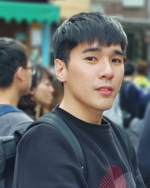 雨中孤独的第一张照片--连云港相亲服务中心