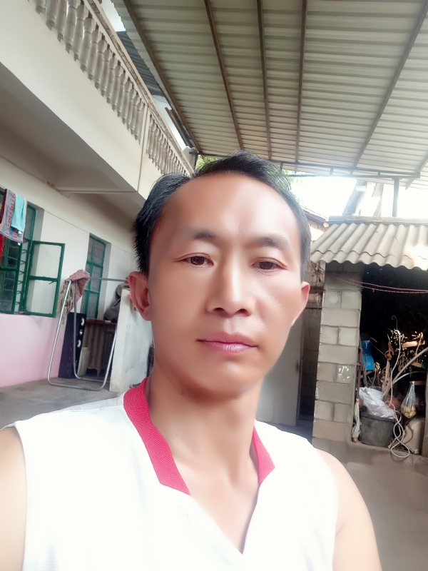 白鸽的第一张照片--连云港相亲服务中心