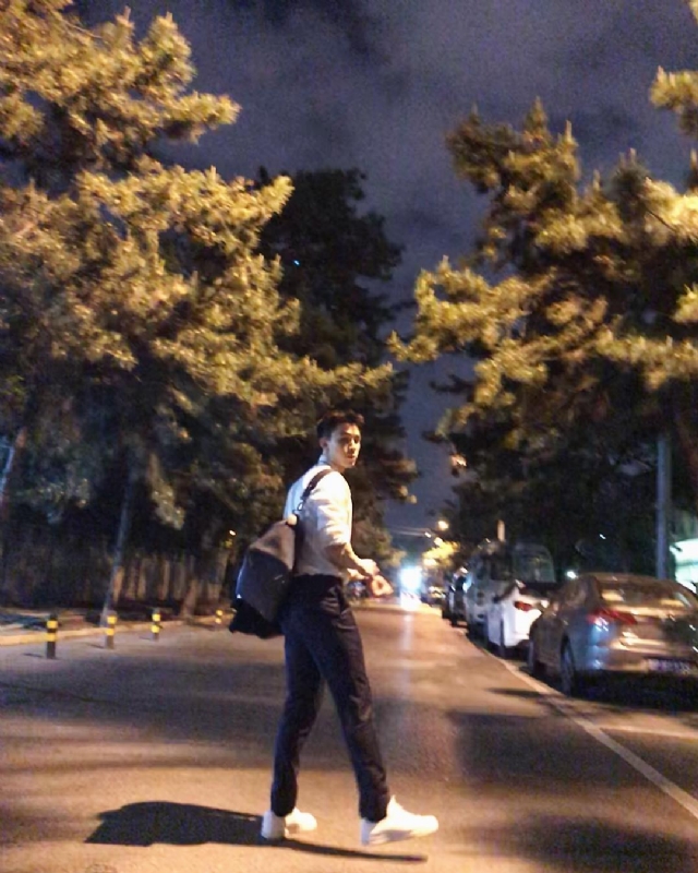 深海的第二张照片--连云港相亲服务中心