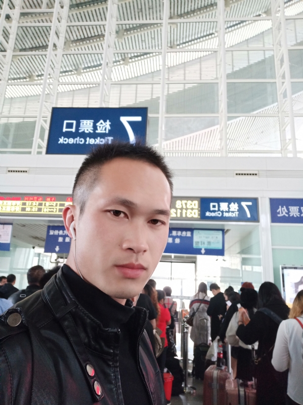 一叶知秋的第一张照片--连云港相亲服务中心