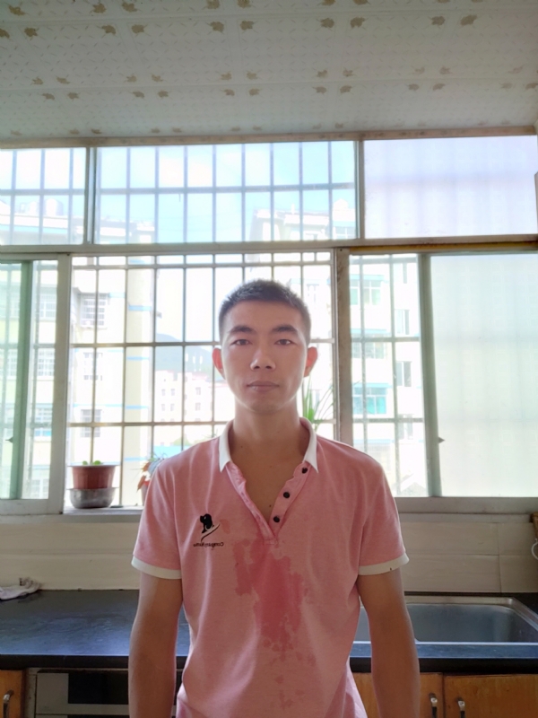 破晓依然的第一张照片--连云港相亲服务中心