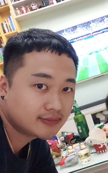 枫叶的第一张照片--连云港相亲服务中心