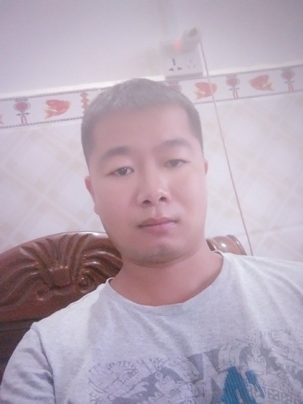 心雨的第一张照片--连云港相亲服务中心