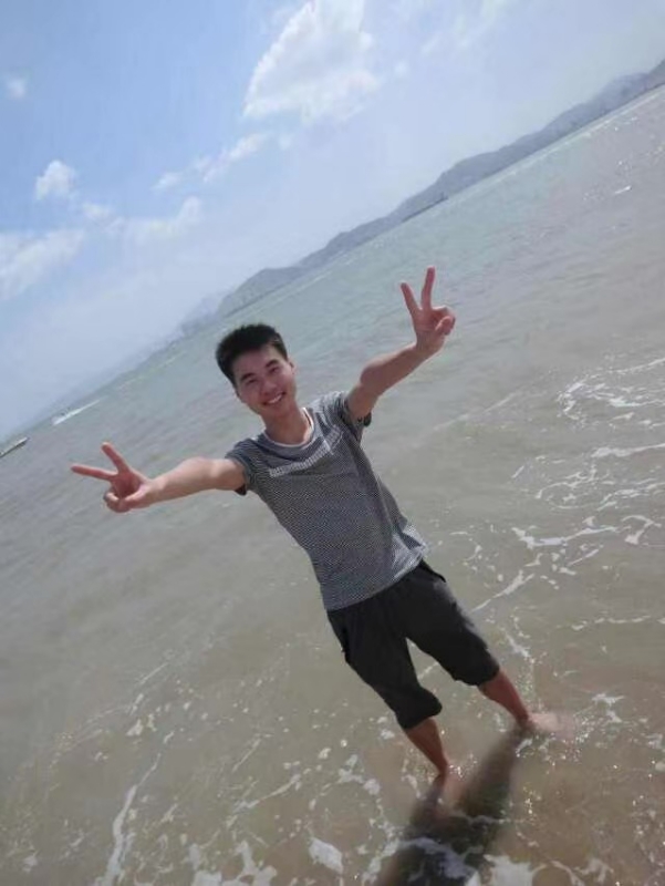 鱼头zzz的第二张照片--连云港相亲服务中心