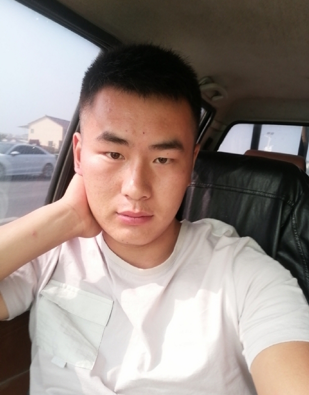 马宏亮的第二张照片--连云港相亲服务中心