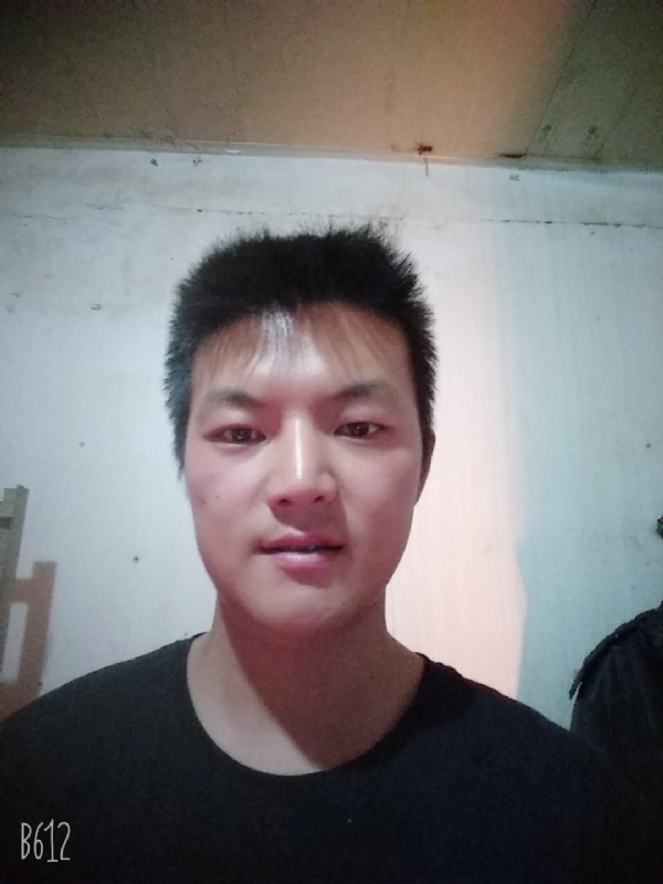 风轻云淡的第一张照片--连云港相亲服务中心