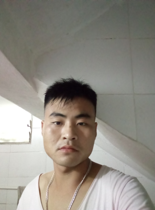 落叶知秋的第一张照片--连云港相亲服务中心