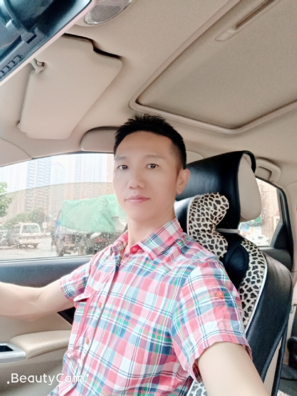 东方的第一张照片--连云港相亲服务中心