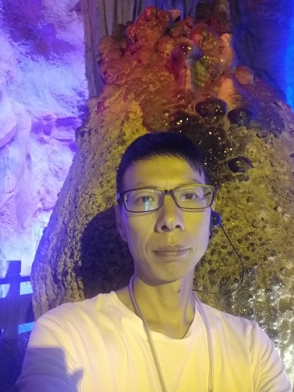 红叶的第一张照片--连云港相亲服务中心