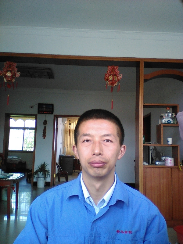 红玫瑰的第一张照片--连云港相亲服务中心