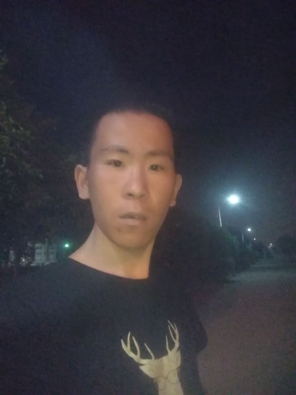 俞凯斌的第一张照片--连云港相亲服务中心