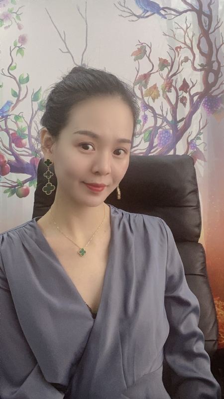 潇潇的第一张照片--连云港相亲服务中心