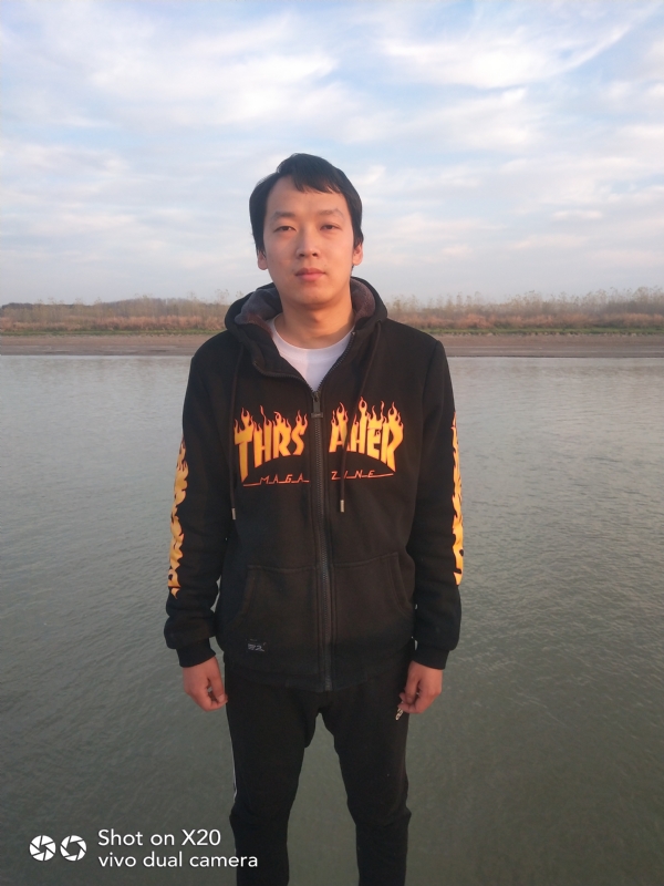 一往情深的第一张照片--连云港相亲服务中心