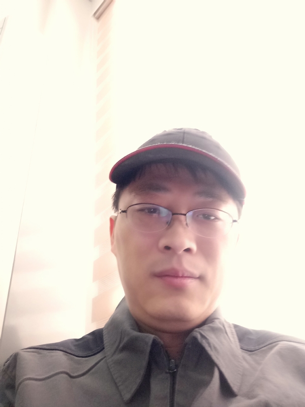 小马哥的第一张照片--连云港相亲服务中心