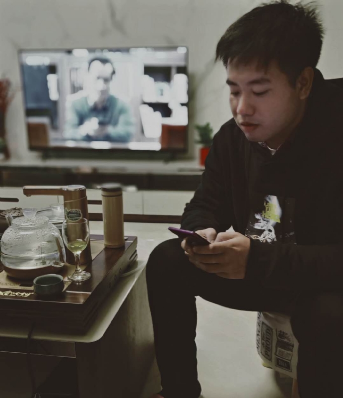 嗯今年能脱单吗的第一张照片--连云港相亲服务中心