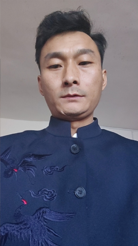 逆袭的小老鼠～龙long的第一张照片--连云港相亲服务中心