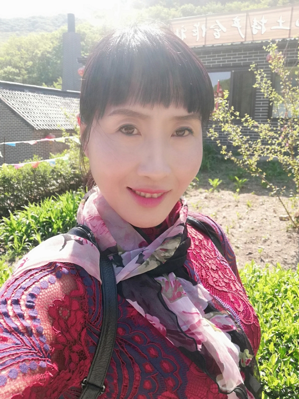 艳阳高照的第一张照片--连云港相亲服务中心