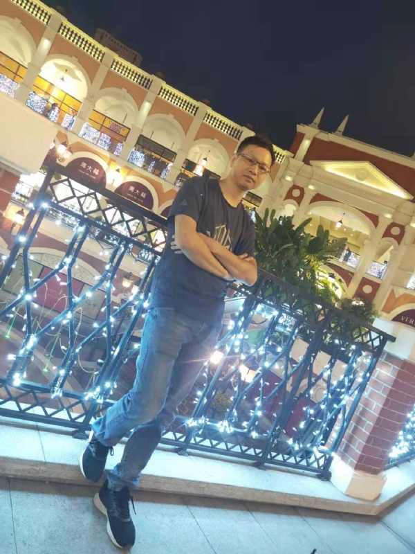 落单恋人的第一张照片--连云港相亲服务中心