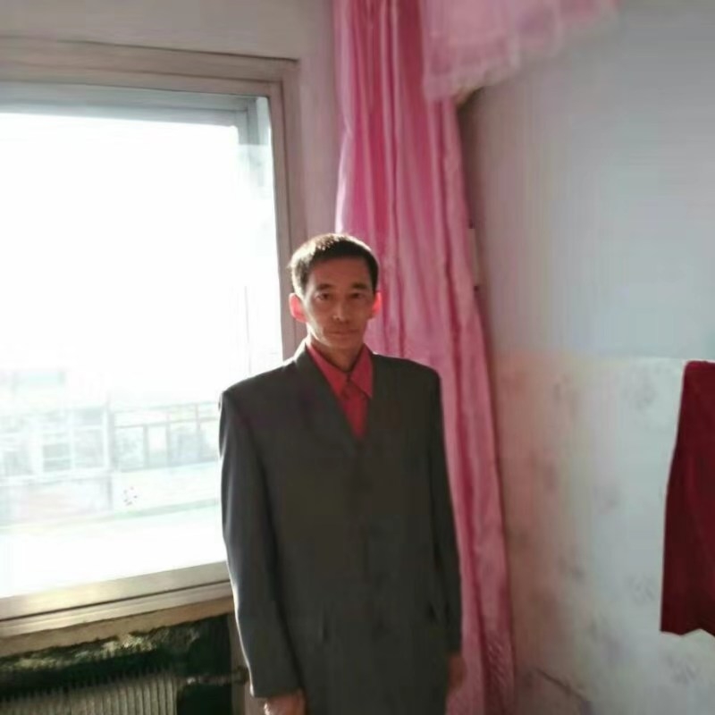 阳光明媚的第一张照片--连云港相亲服务中心