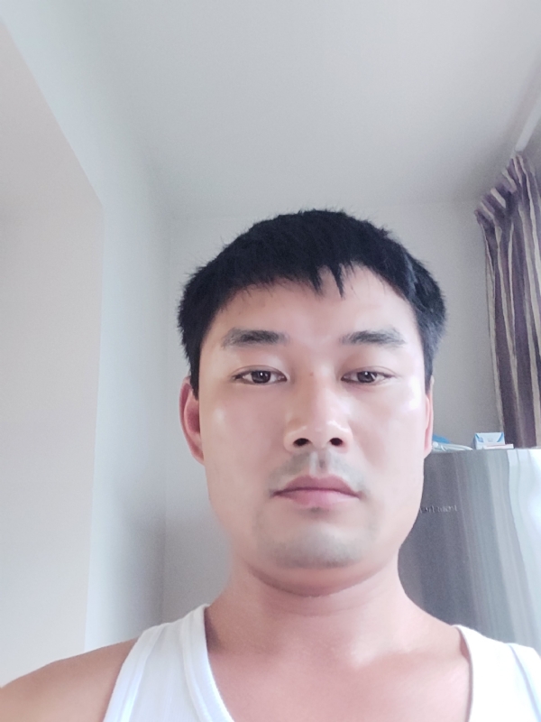 MM的第三张照片--连云港相亲服务中心