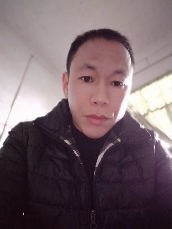 相信真爱的第一张照片--连云港相亲服务中心