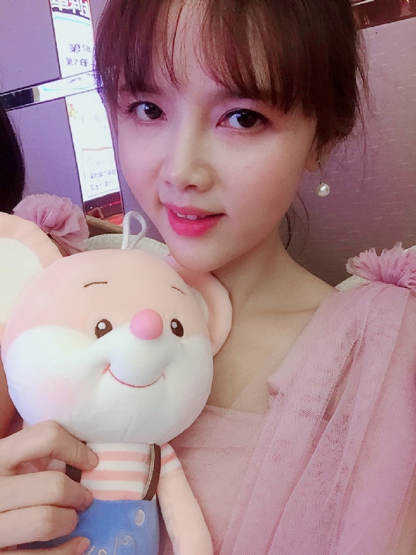 如朱砂的第一张照片--连云港相亲服务中心