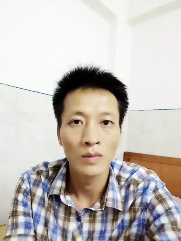 流年未亡的第一张照片--连云港相亲服务中心