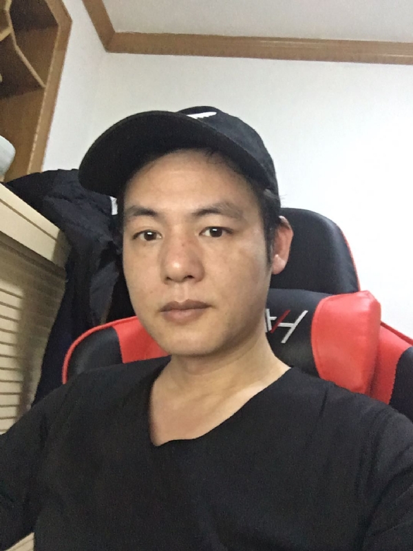 扛枪打鸟的第一张照片--连云港相亲服务中心